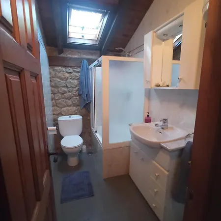 Casa De Piedra En *