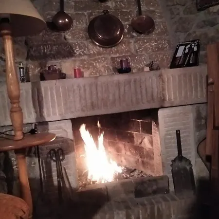 Casa De Piedra En *