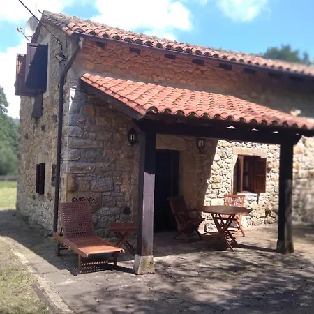 Holiday home Casa De Piedra En Casamaria