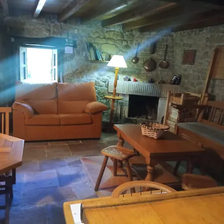 Holiday home Casa De Piedra En Casamaria