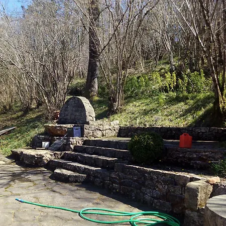 Casa De Piedra En *